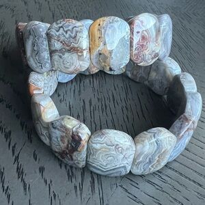 (ONE) Mexican crazy lace soft bangle SIZE 7.25’